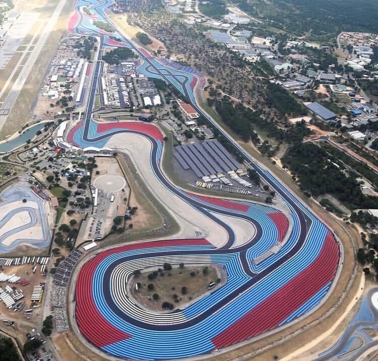 KaikGrig's tweet photo. Prêt à partir 🏎🏁 #Formula1 #FrenchGP 🇫🇷 
#homerace #frenchgirl #happyaunt https://t.co/o8O2YoPwSW