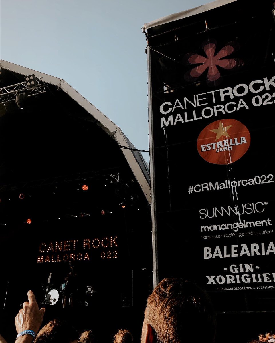 pilarpinoamer's tweet photo. fins l’any que ve Canet Rock 💛 https://t.co/bSDNqJlJTK
