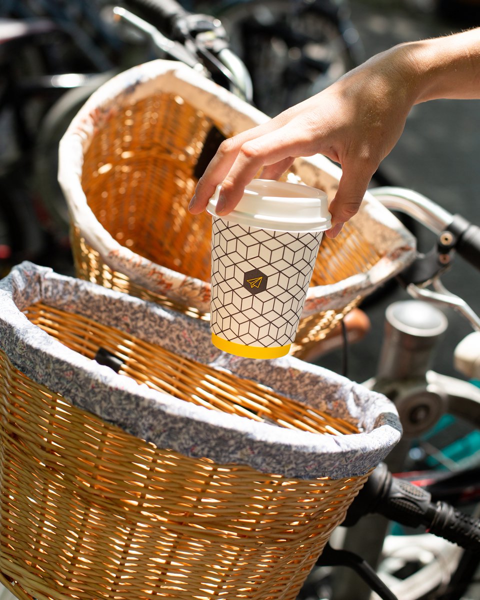 A little Sunday brews cruise. 🚲☕😎