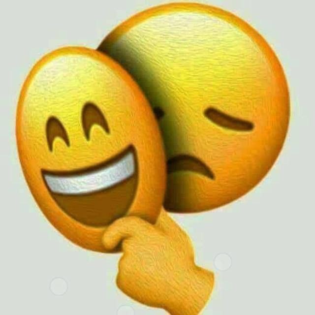 GallifreyAngel's tweet image. Me. Always having a smiles even when I’m feeling down sad 😔 #whatIsThePoint.