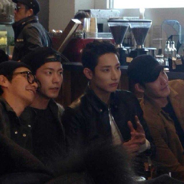 shewybaebae's tweet photo. I just want....😭💕👉👈 (reunion) 

after binging style log episodes with the hottest model avengers  😢 

#LeeSooHyuk #KimWooBin 
#KimYoungKwang #SungJoon #HongJongHyun 

#StyleLog https://t.co/tnXhCZNHpr