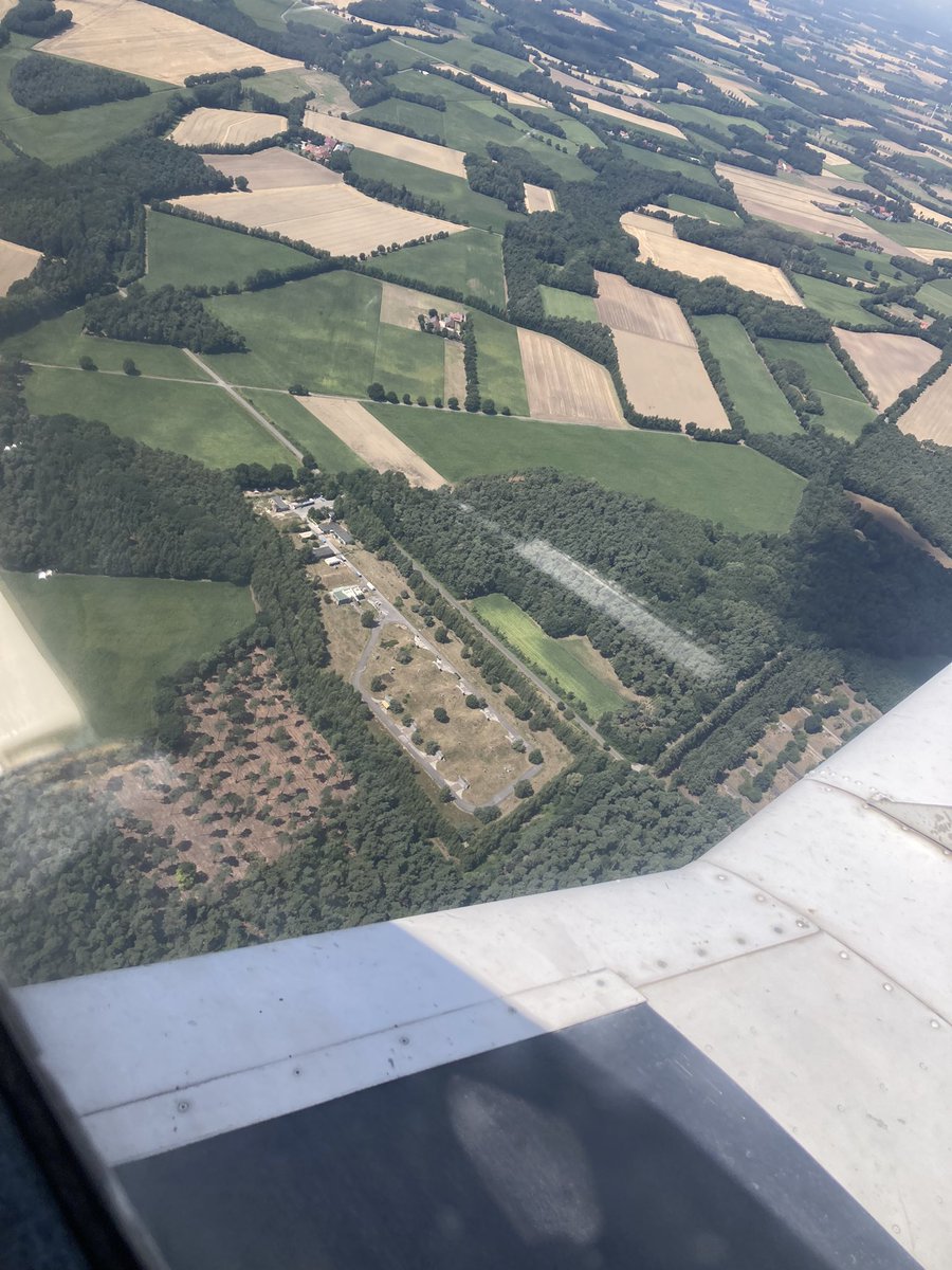 HURRY UP & WAiT tweet media