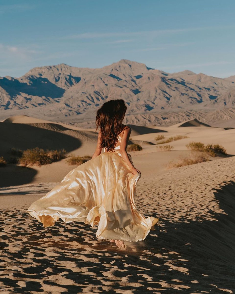 Running into a week of new opportunities with a grateful heart 🌞🌻💛 <a href="/jess_dantas/">Jessica</a> @michellecadari
#CelebrateYourself #FAVIANA