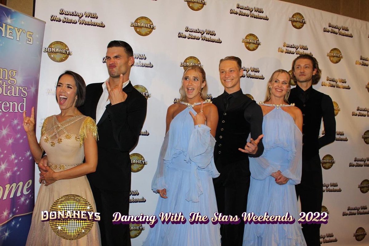 Donaheys's tweet photo. Spectacular showcase from @JManrara and @AljazSkorjanec 🤍 

You blew us away - A-MA-ZING! ✨ Thank you so much, looking forward to seeing you in 2023 👋🏼 

#Donaheys #DancingWithTheStars #JanetteManrara #AljazSkorJanec #Dancing #DanceWeekends #DanceWorkshops #StrictlyStars https://t.co/xhYwqbkCDs