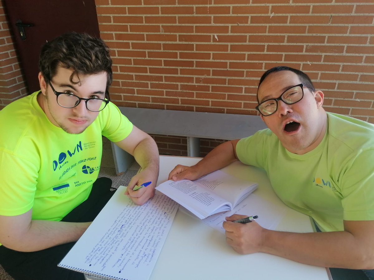 Down Huesca tweet media