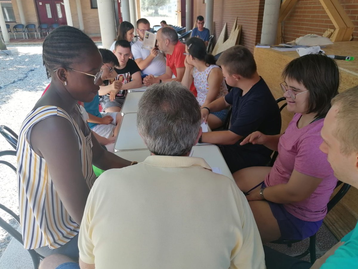 Down Huesca tweet media