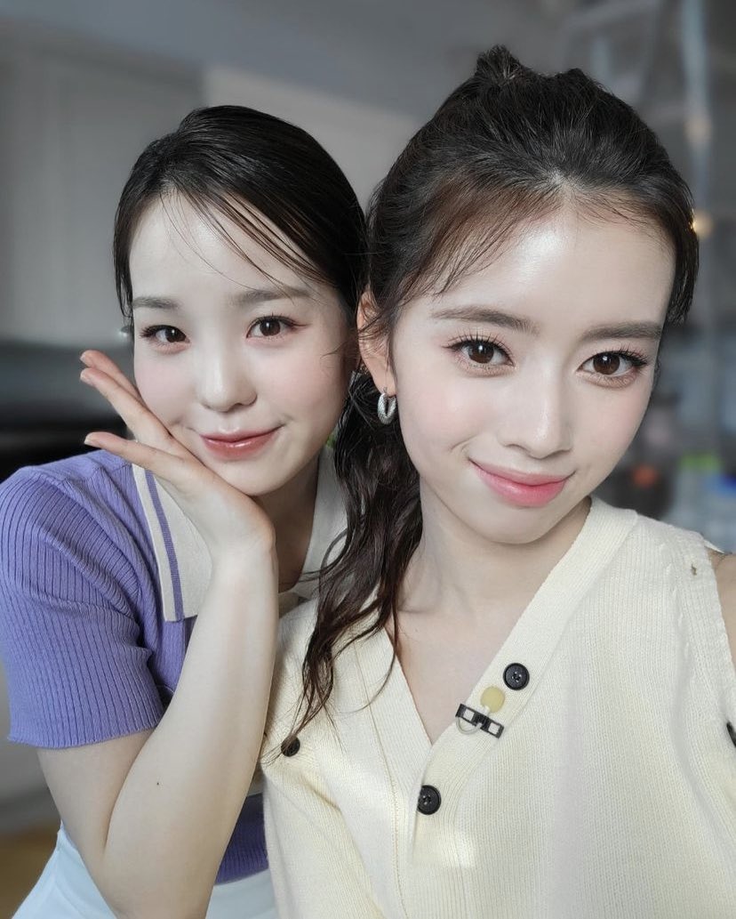 NiziU_ENG's tweet photo. 🦙NiziU IG update Rima🦙❷/2

https://t.co/Q9b1M3tq4W https://t.co/0xfIxFHLx0