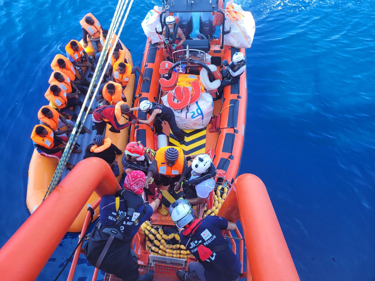 SOS MEDITERRANEE France tweet media