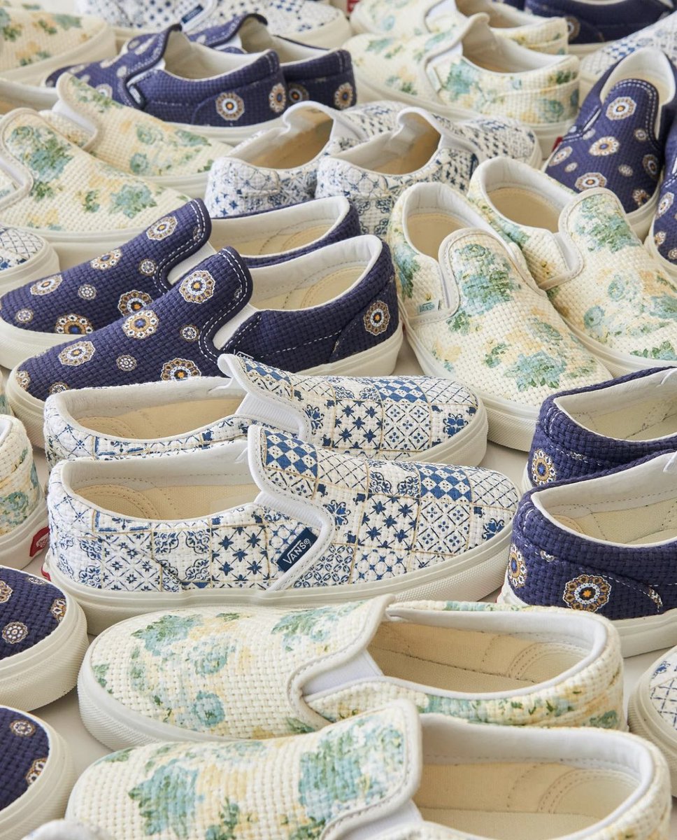 StreetFashion01's tweet image. KITH x Vans (2022)