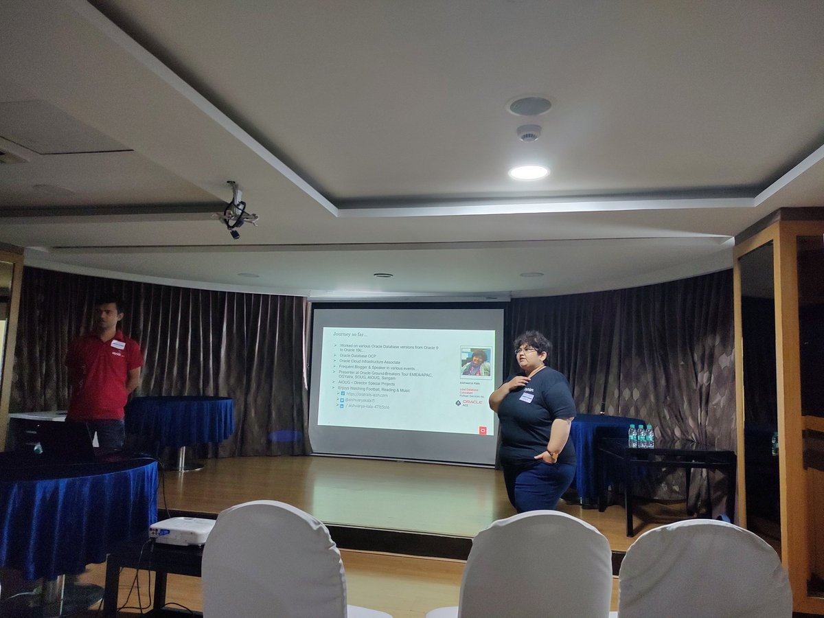 Poligamer_'s tweet photo. One of our blog founder @aishwaryakala13 presenting her session on Journey of Cost Based Optimizer #OCYatra #OCYatra22 #brewtech @AIOUG https://t.co/PtvNU86XmP