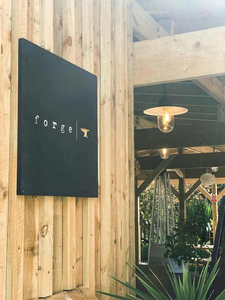 Sunday roast ready 👍🏼

Join us today from 12pm for your favourite pub roasts &amp; more. Just pop in or call us to book a table - 01258 451999

Happy Sunday 🤟