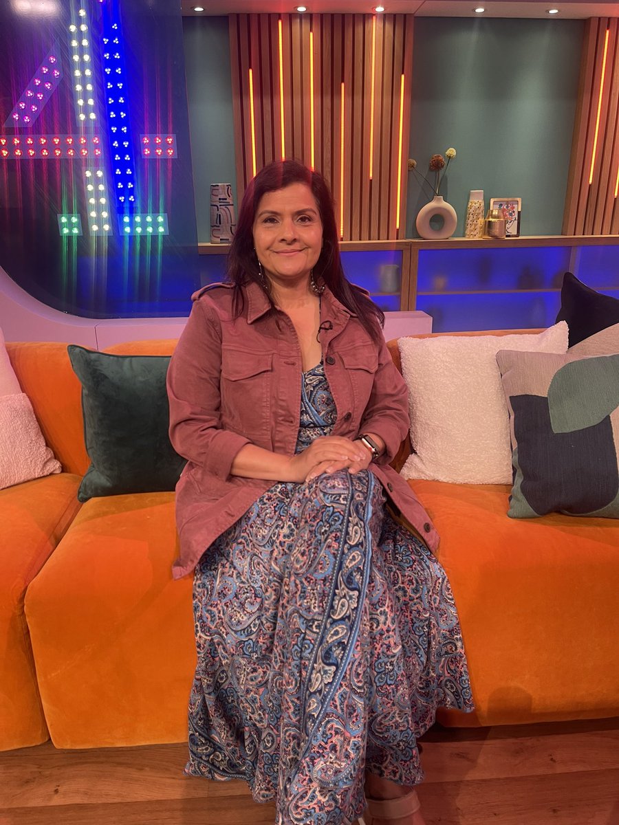 SundayBrunchC4's tweet photo. The wonderful @Nina_Wadia is here to chat! #SundayBrunch https://t.co/k5sdDUE082