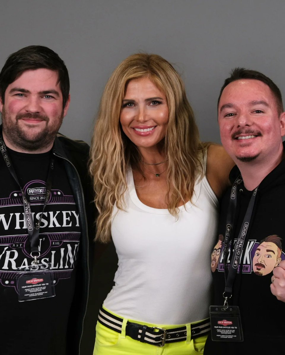 A2theKWrestling's tweet photo. π HAPPY BIRTHDAY @Torrie11 - hope you have a wonderful day! Great to meet you in Liverpool! π€ #torriewilson #torriewilsonwwe #torriewilsonfit #torriewilsonwcw #torriewilsonarmy #happybirthday #happybirthdaytorriewilson #happybirthdaytorrie #a2thek #thea2thekwrestlingshow https://t.co/VMgIADSs3R