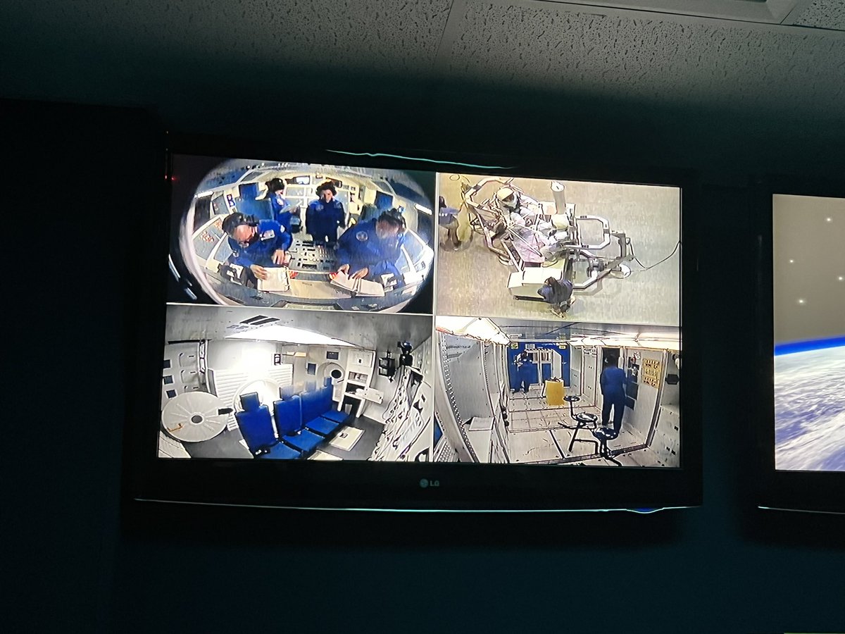 JessicaSaum's tweet photo. Successful #moon landing. Returning to earth was a little more difficult, but we made it! @CCSSO @SpaceCampEdu @NASA @ArkansasEd #teachertwitter #NTOY2022 #ATOY2022 #UnitingAll https://t.co/KAG7OQrH6X