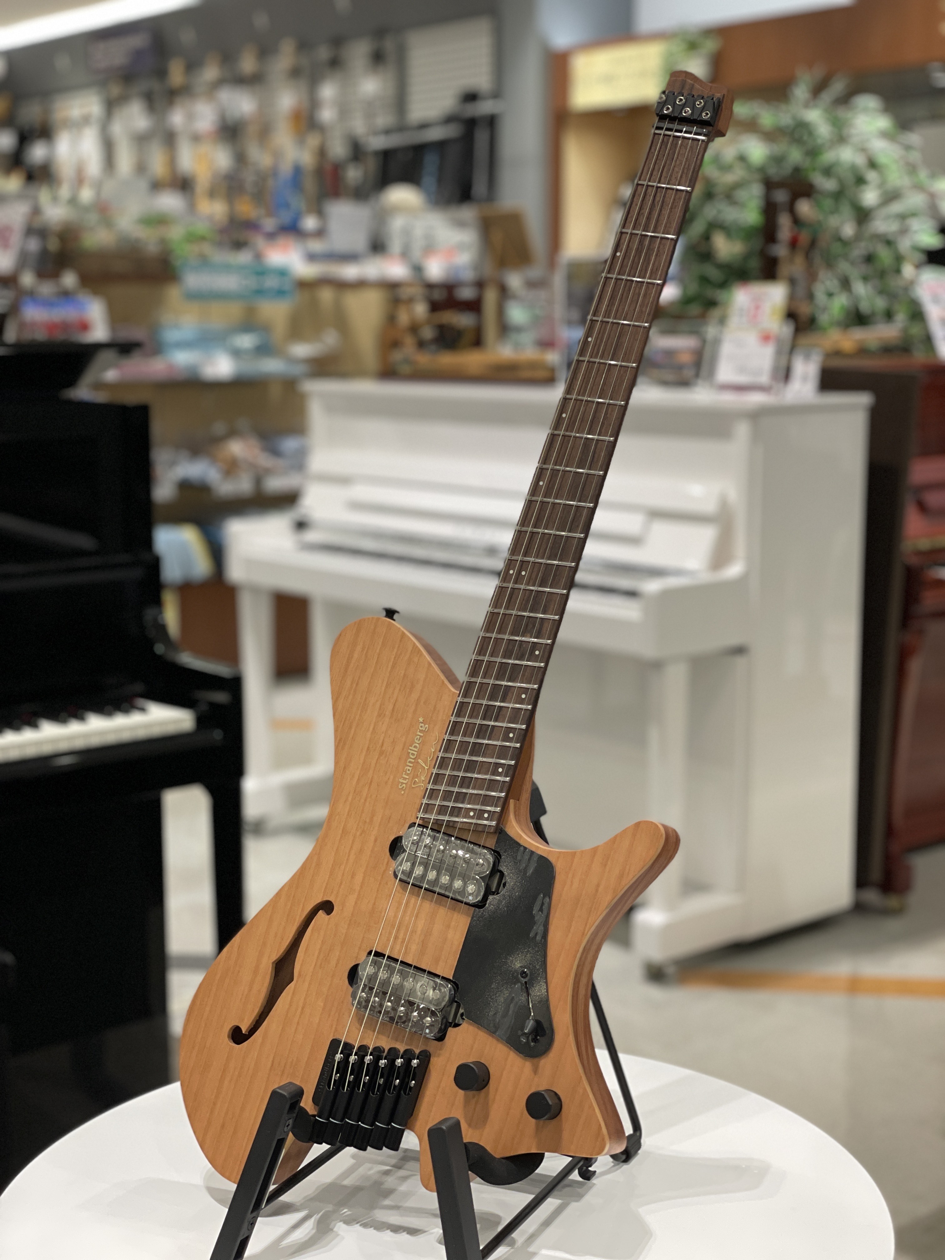 Strandberg Salen Jazz ストランドバーグ ヘッドレスギター Strandberg Salen Jazz ストランドバーグ ヘッドレスギター