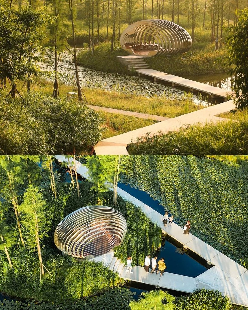 Tongnan Dafosi Wetland Park Installation, in Chongqing, China, pursues the aspiration of preserving the Fu River's wetland by providing a walking corridor on which visitors can have a rich sensory experience.

🖋 Architect: Turen Scape

#installation #pavilion #sculpturaldesign