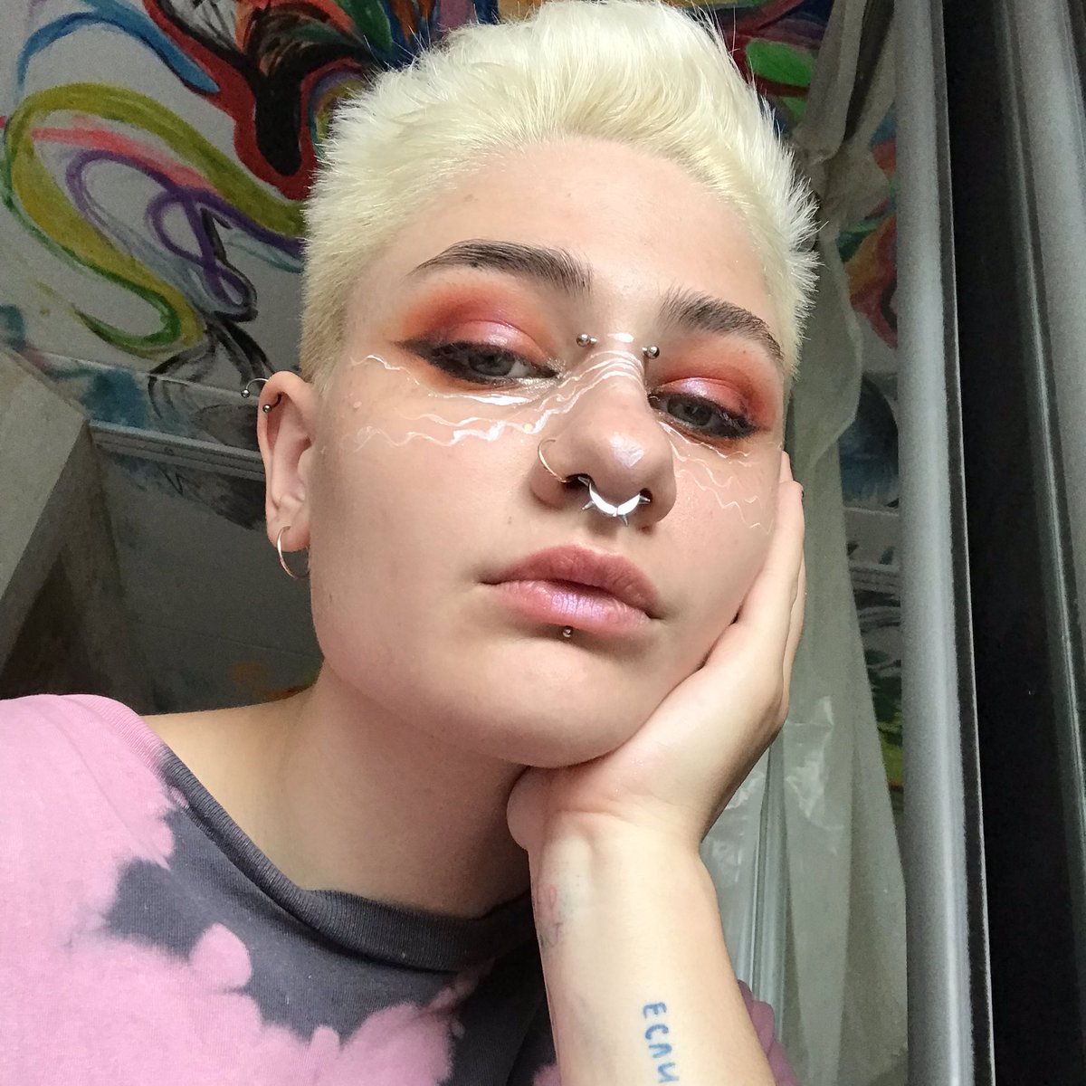 gm👽
another day another art on face