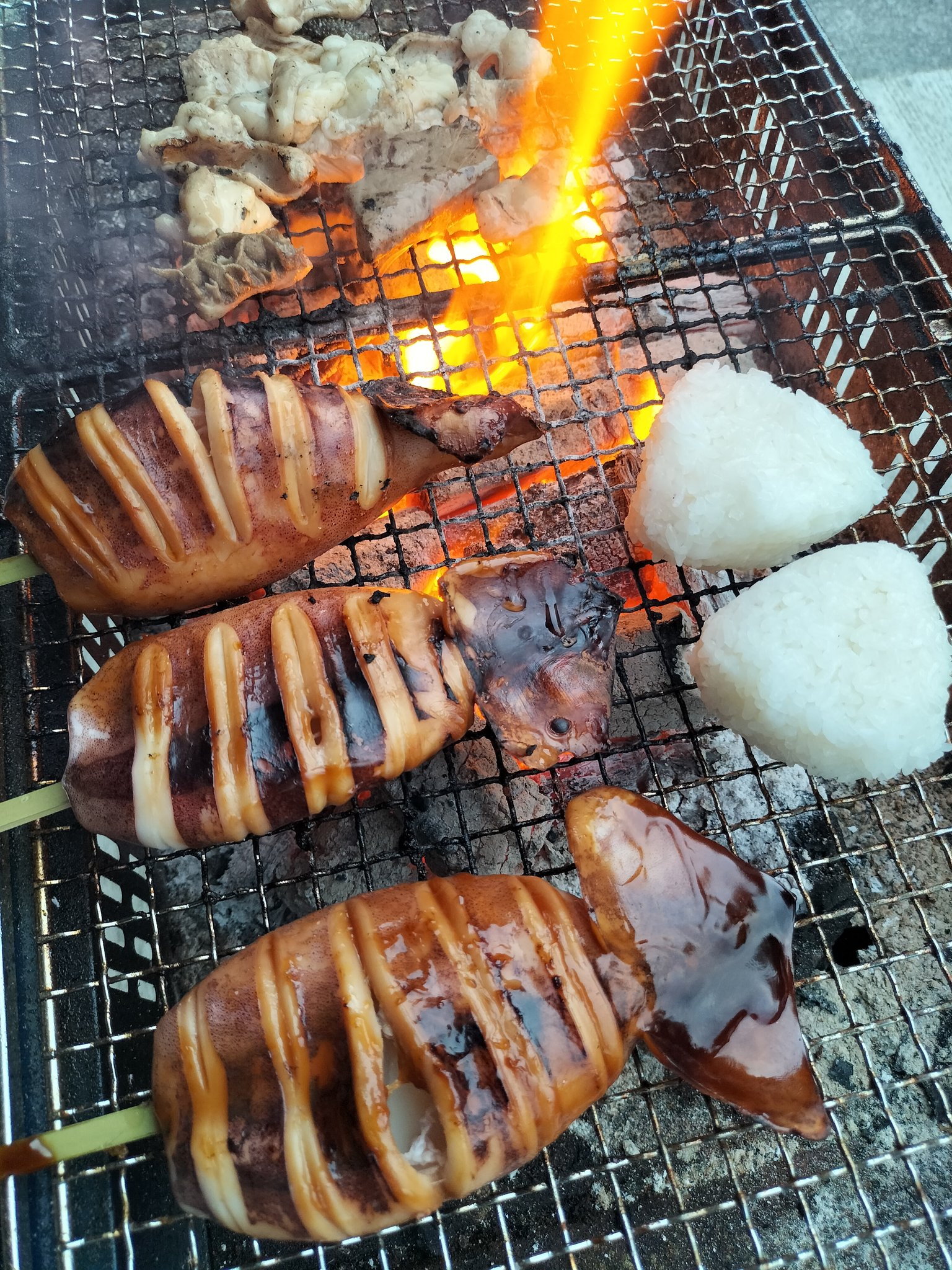 立心偏 Under The P8 Twitter