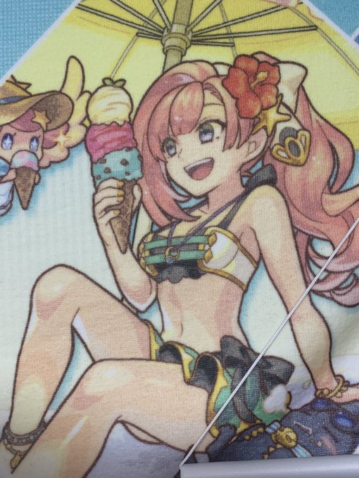 あとこの間のソロモンたやの絵は、この水着からいただいてます✍️😌

一番くじで当たったタオル掛けてるのだ……☺️☺️☺️ 