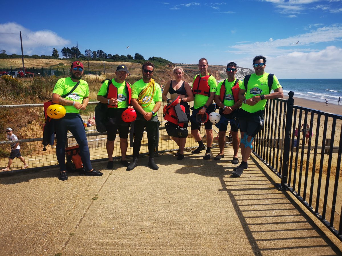 TenerifeTommy's tweet photo. RT iwightradio "RT @HIWFRSRYDE: Where we've come from today and we're heading #lastsection @HantsIOW_fire @iwightradio @islandecho @HovertravelLtd @iwcponline @WightBrain https://t.co/PdQXdtCpQt"