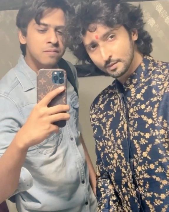 dewdrop_11's tweet photo. #Kunalkarankapoor has been in an awesome mood since yesterday. Back 2 back updates. Thank you for uplifting our mood Kunal. V miss u so much. Impatiently waiting βοΈ fr ur come back
@kunalkkapoor
#ZiddiDilMaaneNa
#SidG
#Actorparexcellence https://t.co/lWIHgLNevr