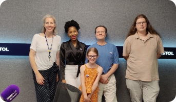 Digi_Local's tweet image. Great to be on @BBCBristol w/ @laurarawlings and some of our amazing #volunteers and young people - if you&apos;d like to volunteer please get in touch! digilocal.org.uk