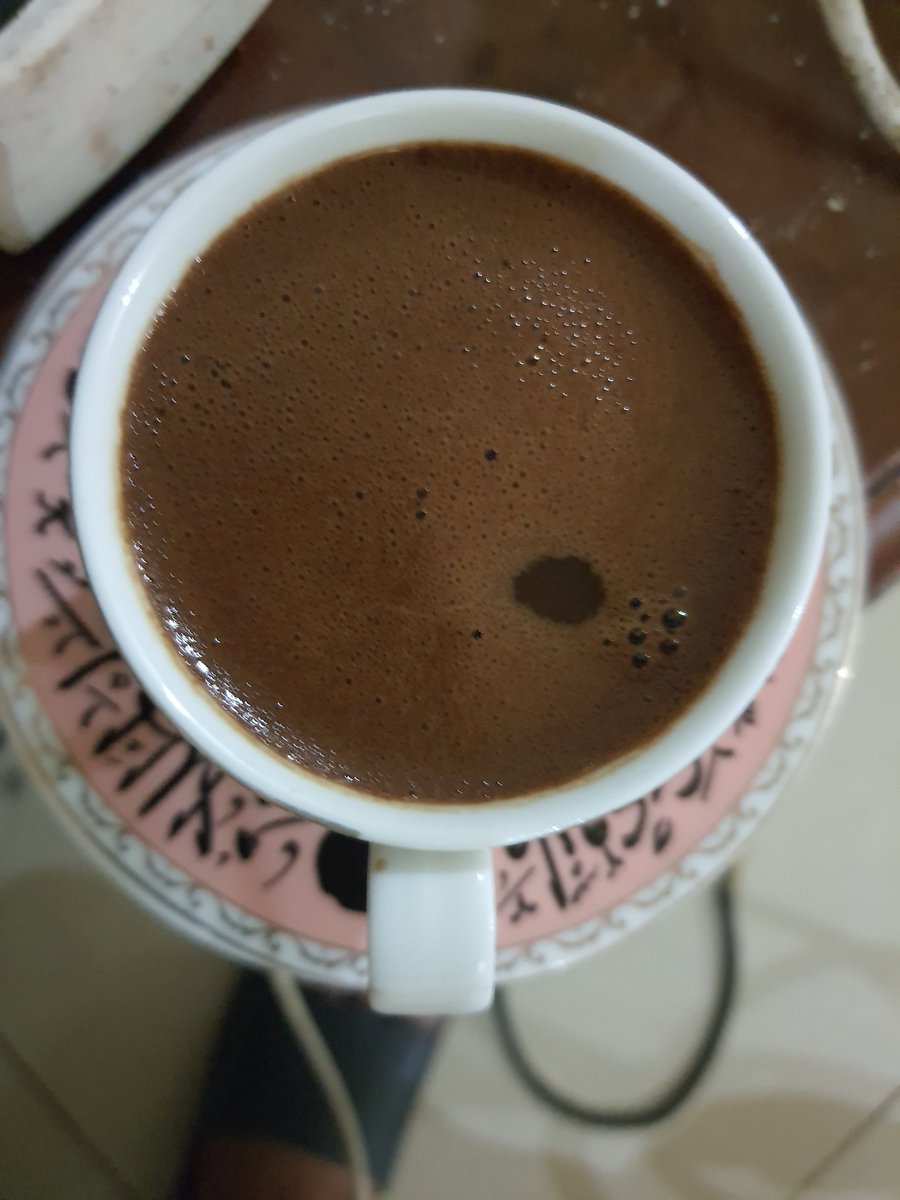 ☕️ القهــــوة⁩ ☕️
ليست طعم⁩ رائع ... وعشق وإدمان ...
إنما ⁧هي لحظة⁩ ⁧جميلة⁩... توضع في ⁧فنجان☕️