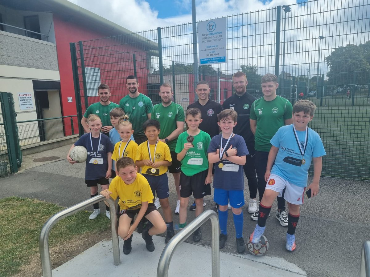StJosephsafc53's tweet photo. Thanks to @DarraghLynch12 Cal Thompson Dean Zambra @BrayWanderers @DylanWatts26 Andy Lyons Neil Farrugia @ShamrockRovers @JoeRedmond_4 @stpatsfc Max Murphy @r_burke3 @bfcdublin https://t.co/VcE6YwoXyE