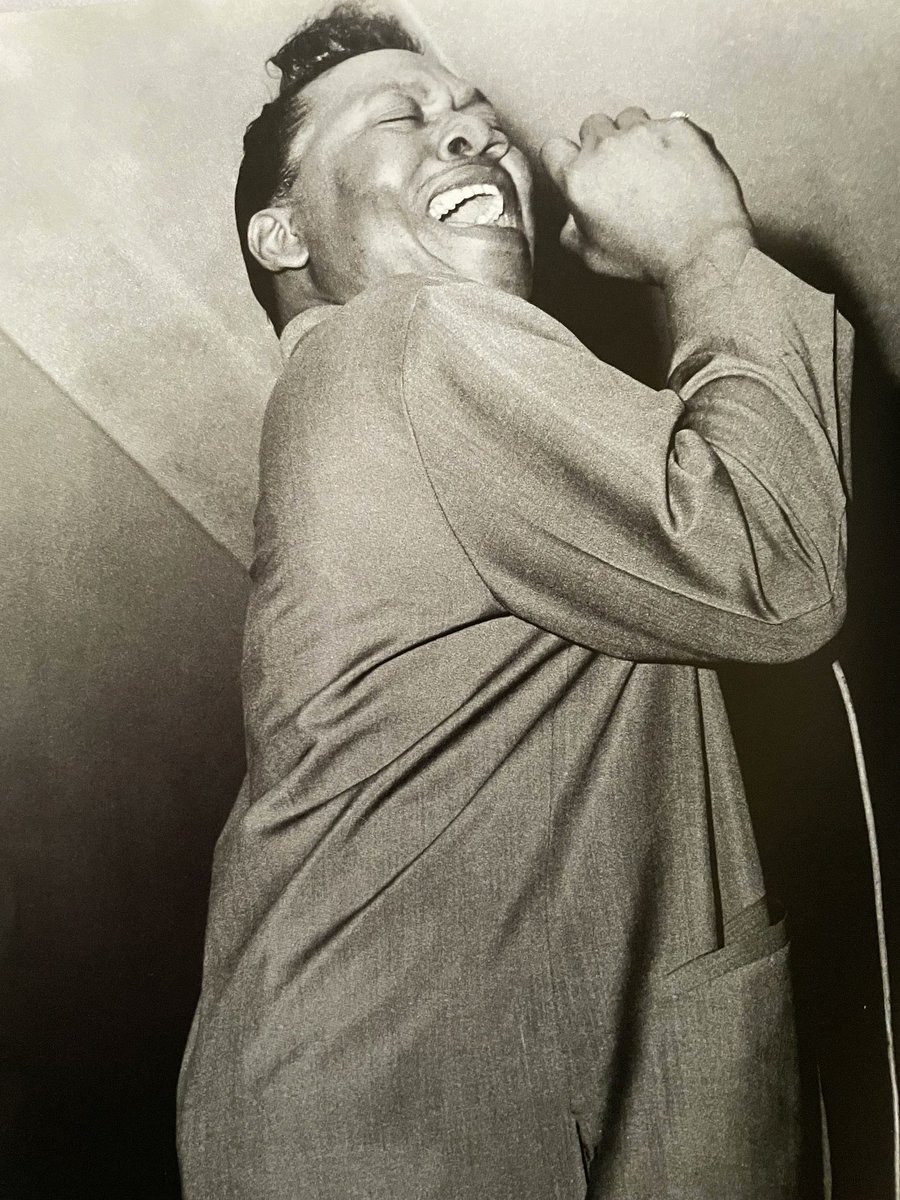 peterparcek's tweet photo. Bobby "Blue" Bland "Farther Up The Road"
Duke Records 1957!
https://t.co/QdBOMKe5fS

#Blues #bluesmusic #bluesguitar #guitar #pathare #dukerecords https://t.co/o3hUnj3qbE