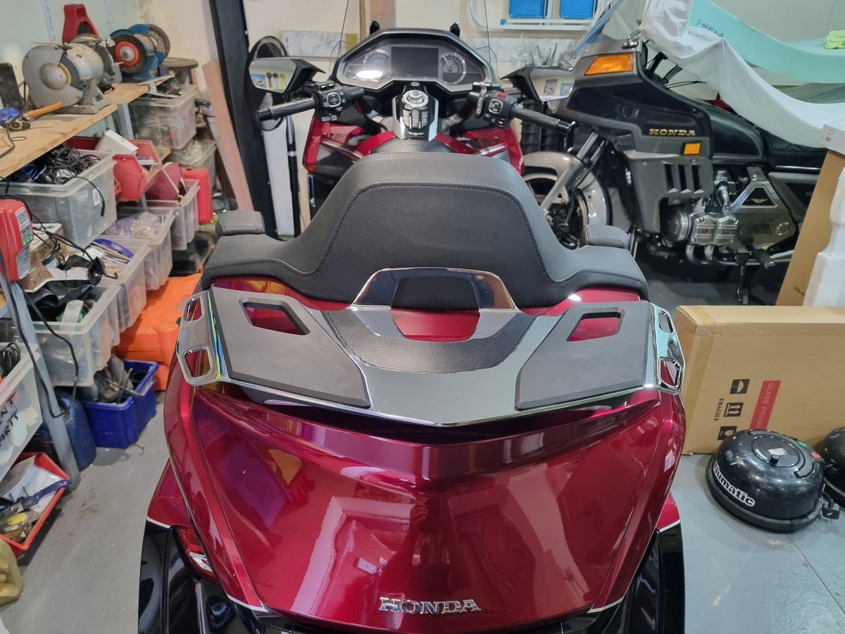 Goldwingmisfits's tweet photo. I tackled the trunk rack and fitted the new larger passenger grips last weekend "that was scary 😨 " https://t.co/OWnspVcN2g