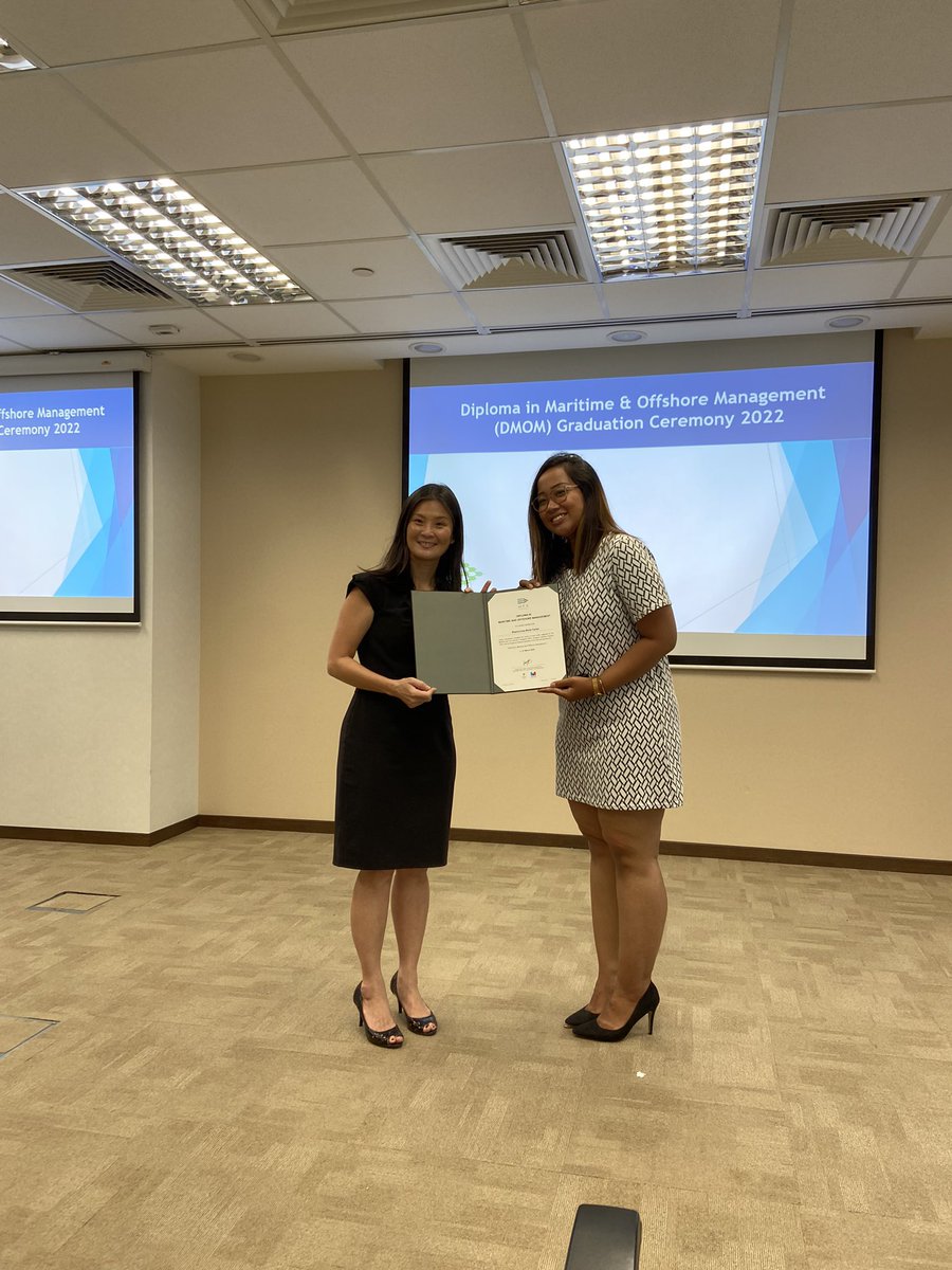 leyhoonquah's tweet photo. Heartiest congratulations to all 34 graduates of @SingaporePoly’s Diploma in Maritime and Offshore Management programme! I look forward to seeing what all of you will accomplish in #MaritimeSG!! https://t.co/fMHSTFdnXq