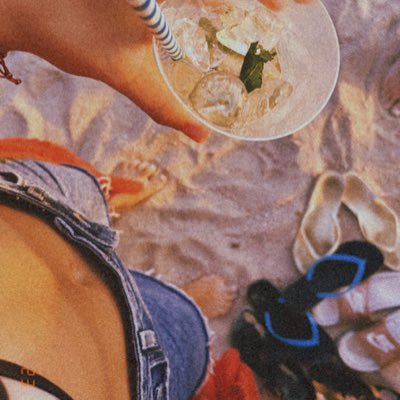 ainhoajimenez99's tweet photo. #NuevaFotoDePerfil https://t.co/L4Or7rOEwN