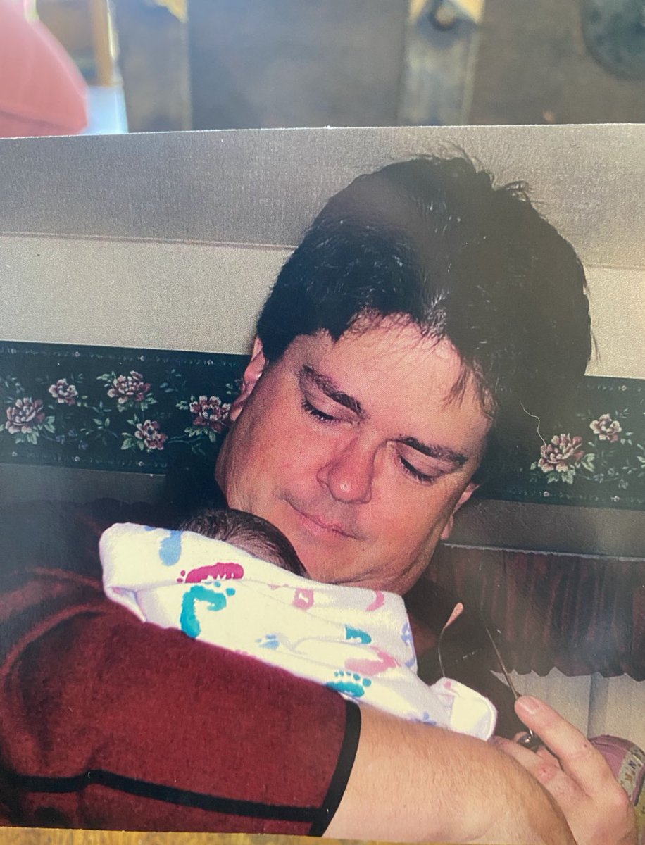 ryleighbilbrey's tweet photo. this is the hardest goodbye. thank you for watching every game live on game changer, now you’ll be there for them all. i promise i’ll make you proud💙😇rest easy poppy. https://t.co/EEkDhyMZyS