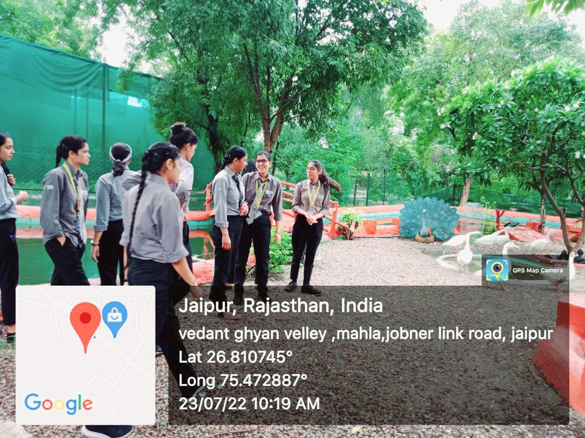 MeenaSharma2003's tweet photo. Internship day-4
#visit of duck pond___
Flora with fauna maintain the water ecosystem .Duck serve as...bio aerator...as they swim and play in pond.ducks keep aquatic plants in https://t.co/Lm439ugkGg let them grow together
#missionamritsarovar
#AICTE
#JVWU
#teamjvwu
#savewater https://t.co/CmgRFSSV6Y