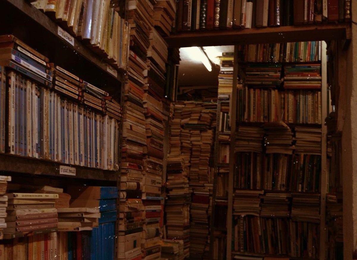 حساب موسوعةة الكتب  تجد هنى كل مايلامس قلبك 

 #مو_صاير_في_صلاله