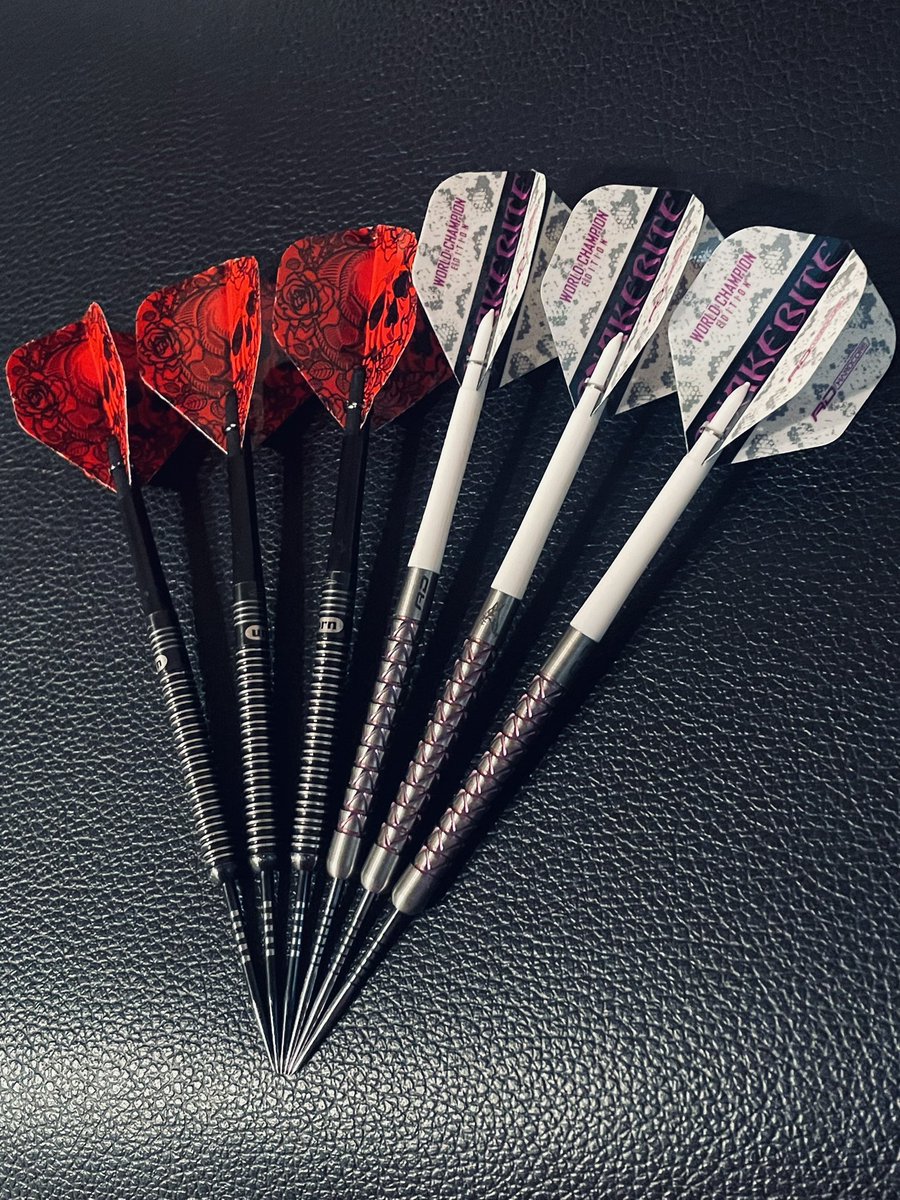 スコットランドset
美しい(´｡✪ω✪｡ ` )

 #スティールダーツ
 #GaryAnderson
 #ピーターライト
 #ダーツ好きと繋がりたい