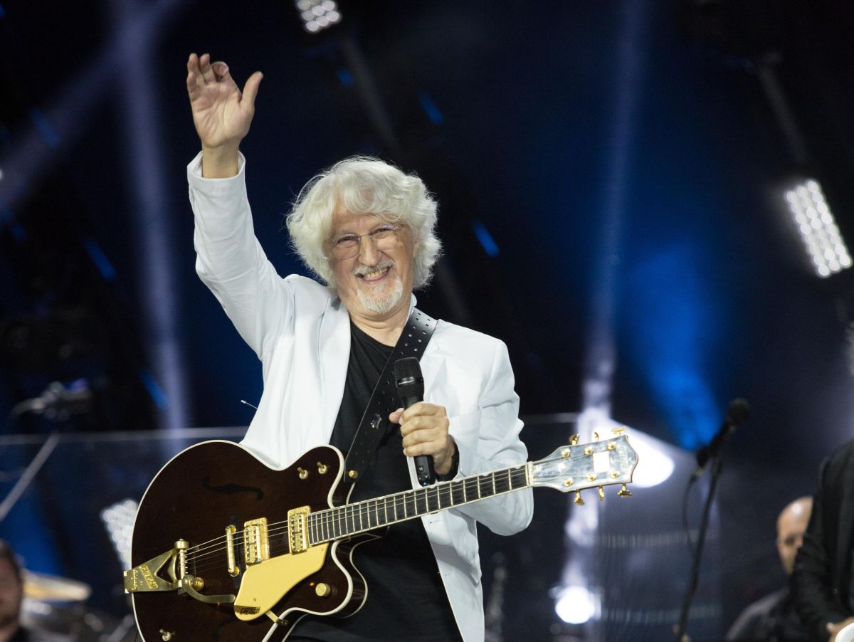 Ciao Vittorio, la tua musica resterà per ricordarci il grande musicista che eri, che sei e che sarai sempre. Buon viaggio...

#VittorioDeScalzi #NewTrolls