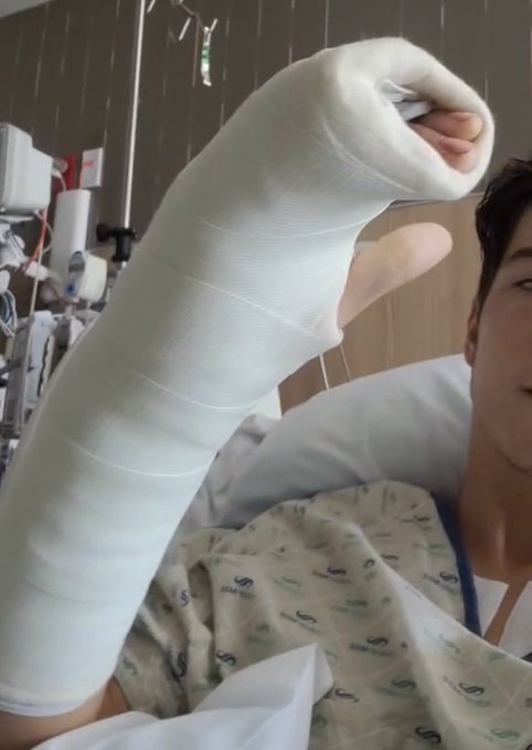 @chadjacobs1738 my best friend could really use your help he&rsquo;s been in the hospital for 27 days and counting<a class="tags" target="_blank" title="On Twitter" href="/?out=eyJ0eXAiOiJKV1QiLCJhbGciOiJIUzUxMiJ9.eyJpYXQiOjE3MjE1NzIxNDYsImlzcyI6InR3cG9ybnN0YXJzLmNvbSIsIm5iZiI6MTcyMTU3MjE0NiwiZXhwIjoxNzUzMTA4MTQ2LCJyZWRpcmVjdF91cmwiOiJodHRwczovL3R3aXR0ZXIuY29tL2NoYWRqYWNvYnMxNzM4In0.pPzw2pMZjhUDh5-cxOWvDwU7YqaQaytHhTvimid2g4gXT8xUxA1nLkn5fHUl3hCzjiuUfM6zY29uD3HSewzyYQ">@chadjacobs1738</a>