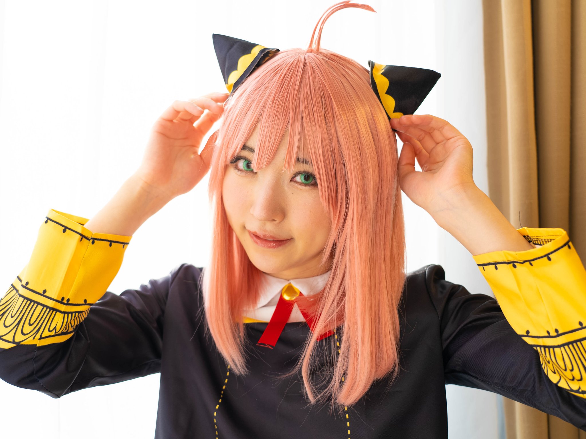 Anya cosplay💛 https://t.co/GwUD4W1SA6