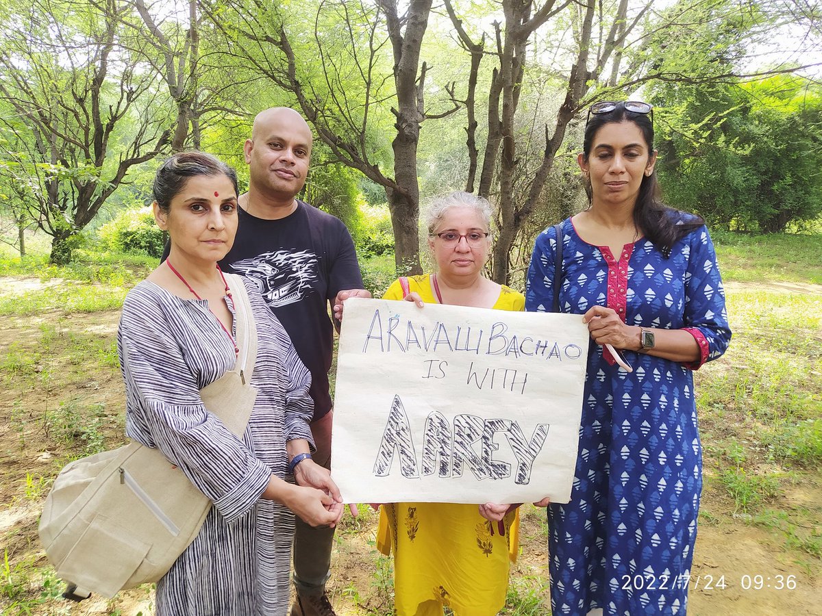 INDIA STANDS WITH AAREY

Along with all forest, youth & #climate action groups across India, #AravalliBachao citizens movement stands in solidarity with the tribals, biodiversity & wildlife of the Aarey forest and Mumbaikars in their fight to
#SaveAareyForest

#DontKillMumbai