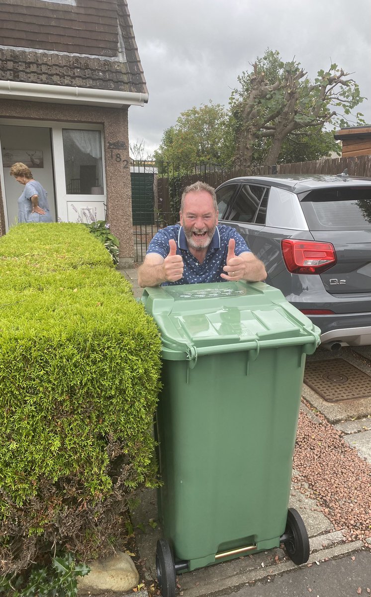 hazelmcC18's tweet photo. @LoveWestLothian dads delighted to be putting his green bin out for the first time https://t.co/7IV6W9XRqf