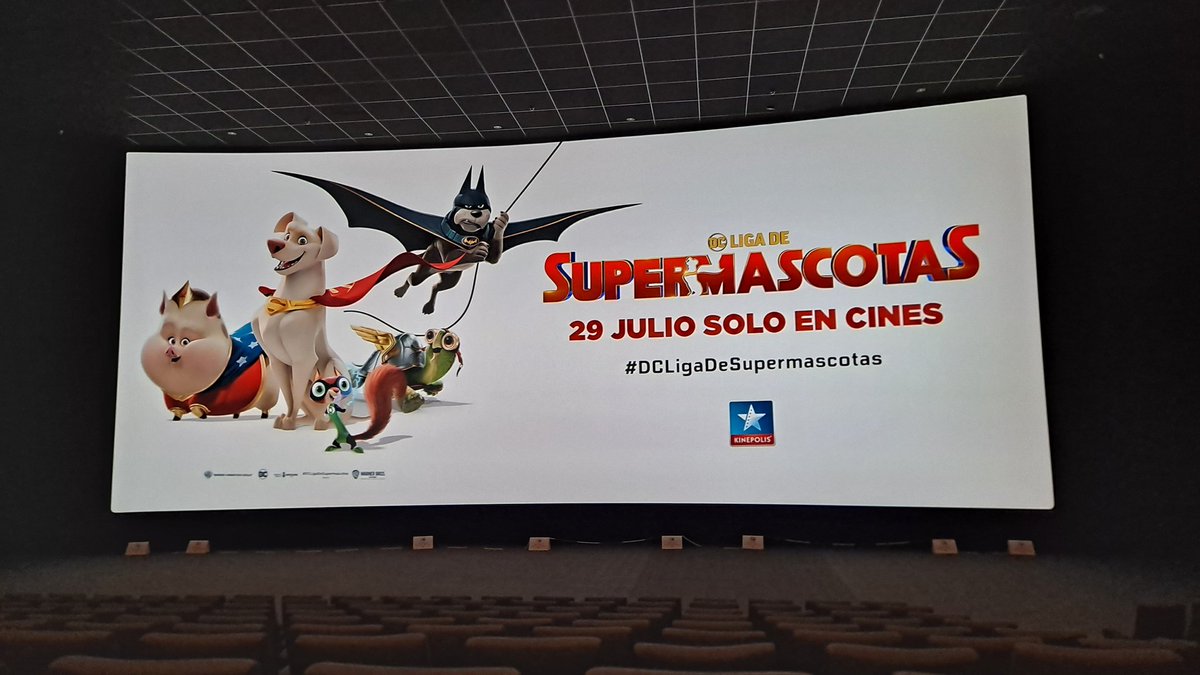 #DCSupermascotas es muy divertida,simpatica y emotiva,llena de acción y con muchos guiños y puyitas. Nos lo hemos pasado genial y nos ha encantado a tod@s.
Super recomendable. Gracias a <a href="/SensaCine/">SensaCine</a> por las entradas a este preesteeno en <a href="/Cines_Kinepolis/">Kinepolis España</a>  <a href="/WarnerBrosSpain/">Warner Bros. España</a>