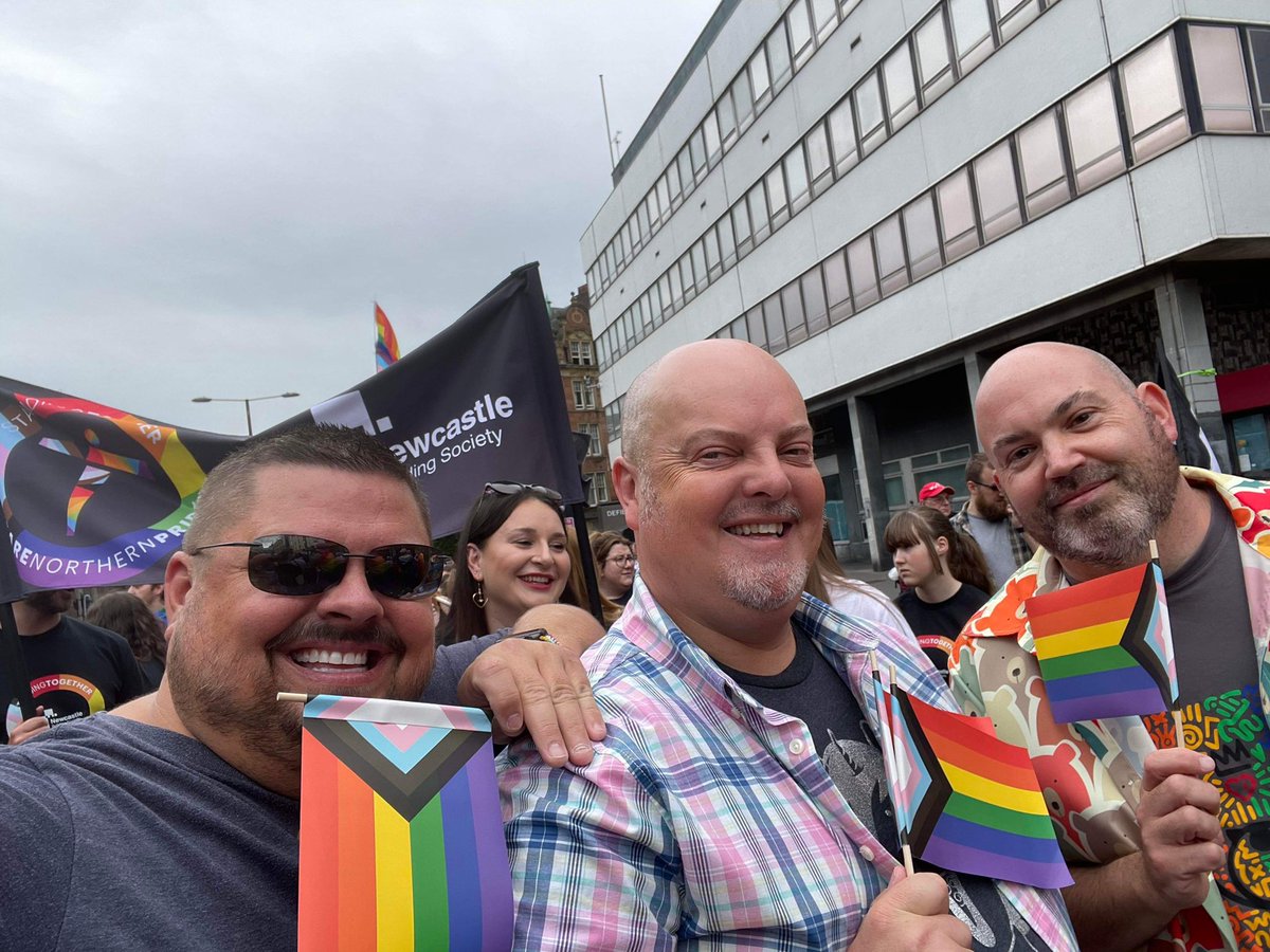 Marching

#ukpride22 #NorthernPride #newcastlepride @AlanMiles1