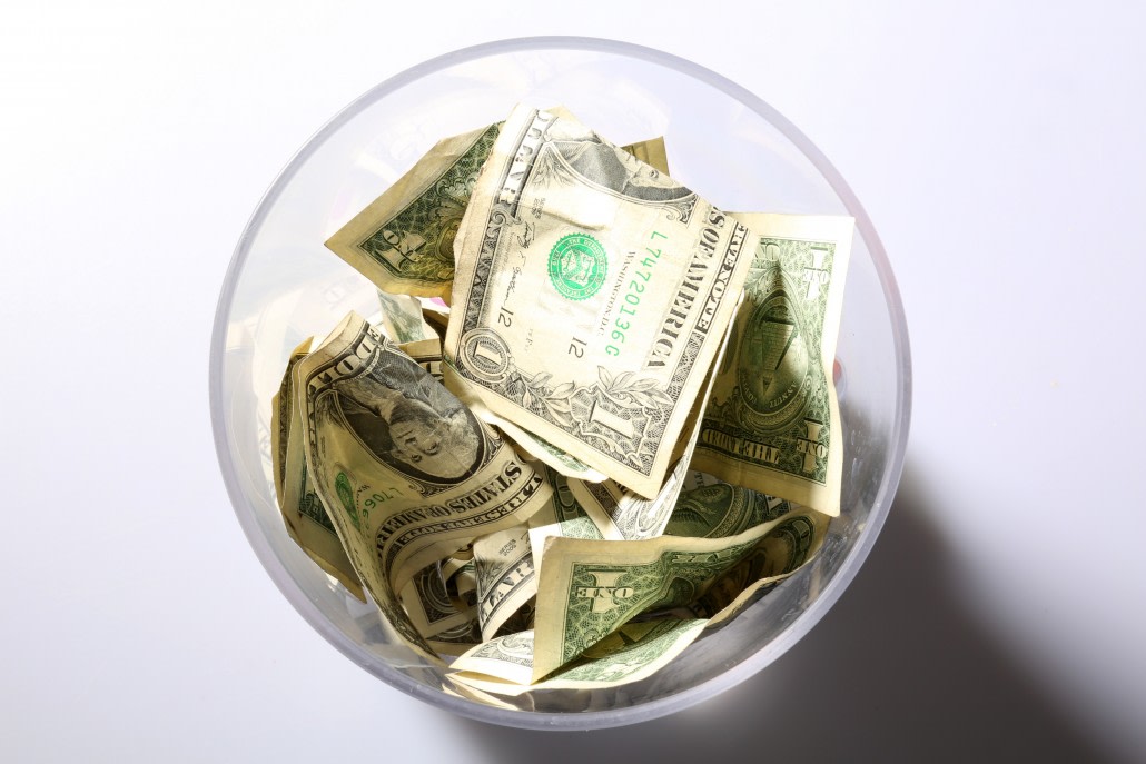 ayermoving's tweet photo. Keep an Emergency Expense Fund 💸

If you have questions about getting organized for a pending move, call a professional moving consultant at Ayer Moving &amp; Storage at 1-800-233-MOVE. They will be happy to discuss how they can help organize your move to be stress-free. ✨ https://t.co/eHJgZfSY1H