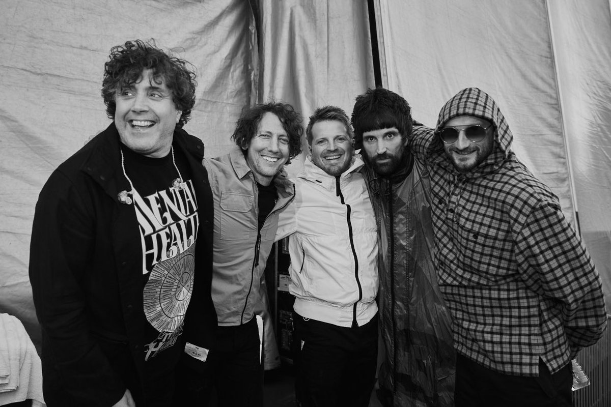 KasabianHQ tweet media