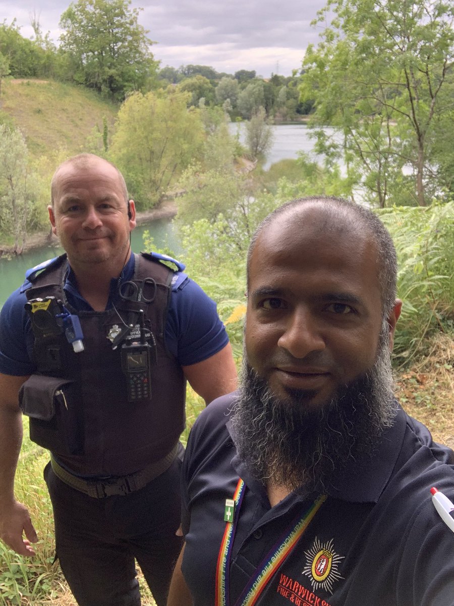 ASBIT has kicked off this weekend in #Warwickshire. <a href="/WarksFireRescue/">Warwickshire Fire and Rescue Service</a> &amp; <a href="/warkspolice/">Warwickshire Police</a> out and about together in #Rugby today.  #stoparson #seitreportit #ASBAwarenessWeek #makingcommunitiessafer