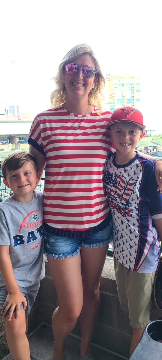 MrsBurch12's tweet photo. #gobatsgo https://t.co/Iv2G4H2Rwu