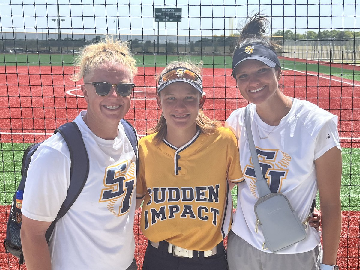 HalleScheel's tweet photo. Thank you @sitinklepaugh for an awesome 2 years!You’ve pushed me to be better. You knew I had what it takes to get to the next level. I’ve had ups and downs but you continued to invest in me! Thank you for making me a better athlete and person! https://t.co/7L3aeVt3AN