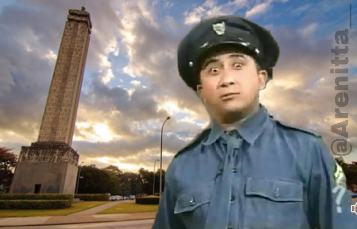 Aquí Pantera 
El que me mira se altera,
Siempre tomando medida
Y lo digo bien confia'o:
Quien no vive en Marianao,
No sabe lo que es la vida.