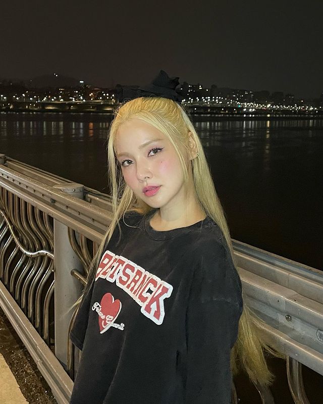 lucebrasiI's tweet photo. [21.07.2022] Update do Instagram

Loving You Girl 🎵
7/23 🕛 (12 a.m) no meu youtube 🥰 https://t.co/eLWxvZzpd7